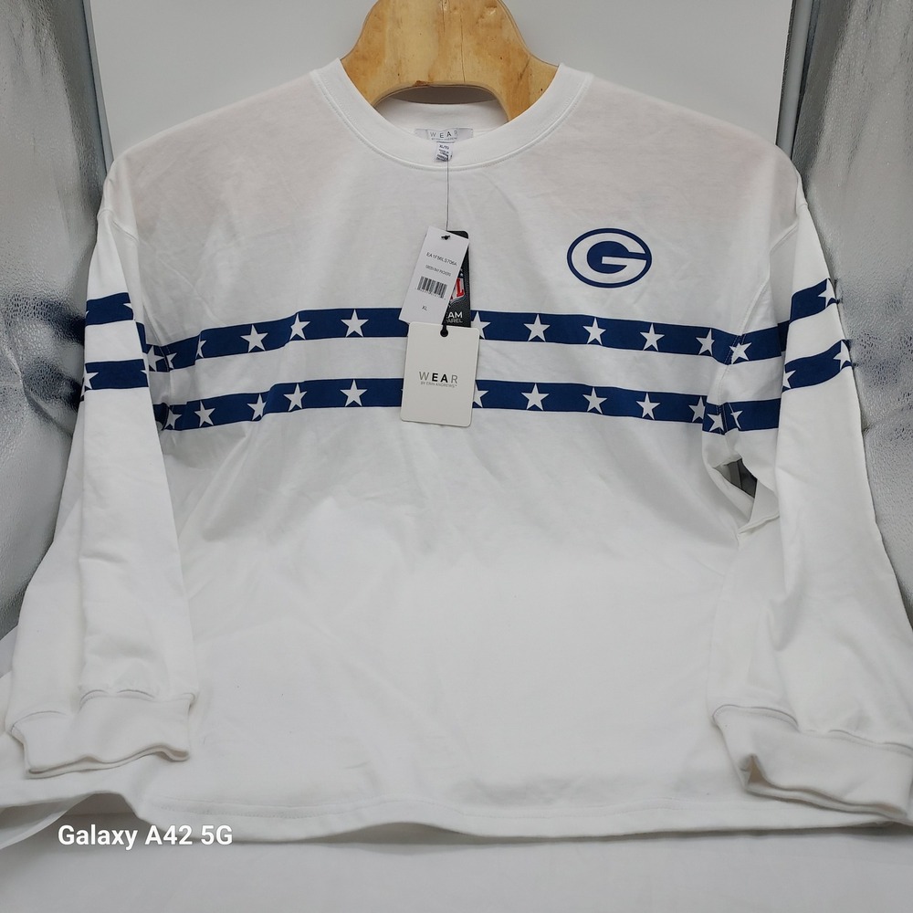 WEAR by Erin Andrews Green Bay Packers Long Sleeve Shirt White Stars XL